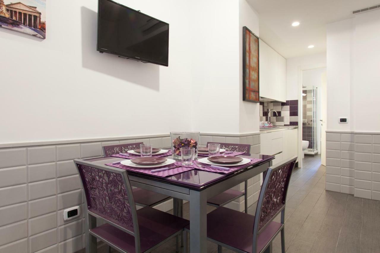 My Purple Apartment In The Center Of Řím Exteriér fotografie