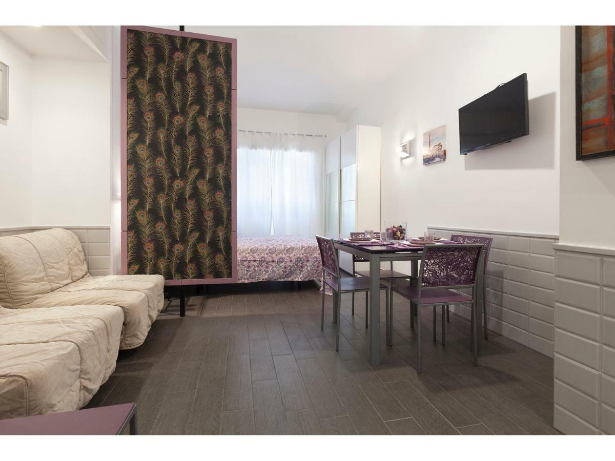 My Purple Apartment In The Center Of Řím Exteriér fotografie